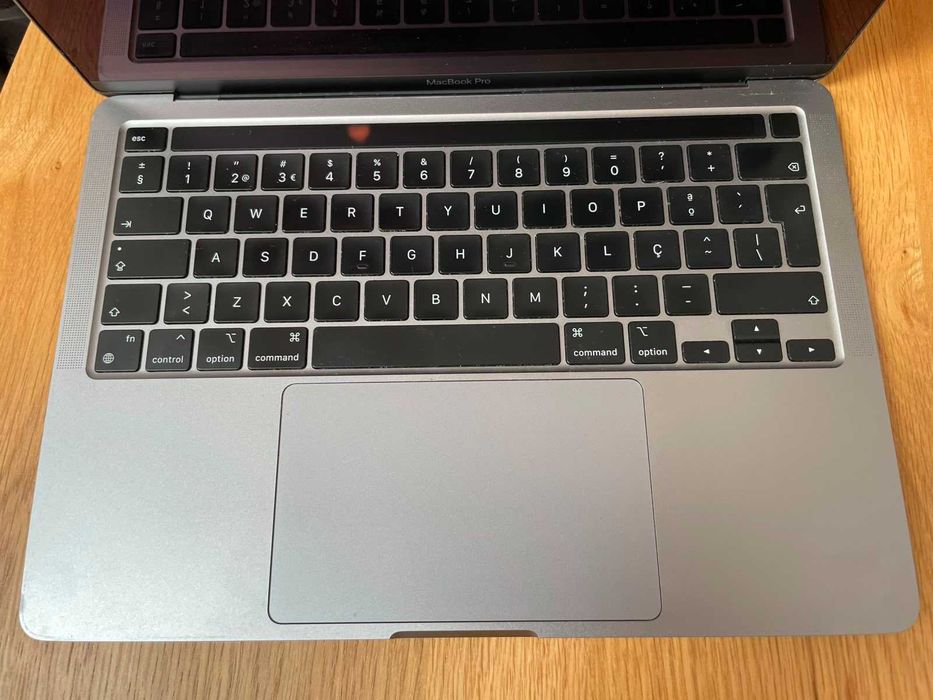 MacBook Pro (13 polegadas, M2, 2022)