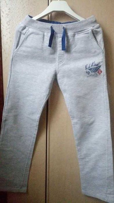 Одяг для хлопчика 116-122,128.