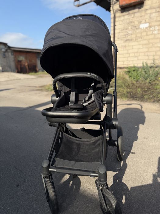 Продам Cybex Priam Platinum 2025 года