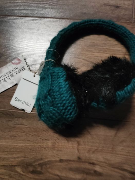 Nauszniki nowe z metką Bershka