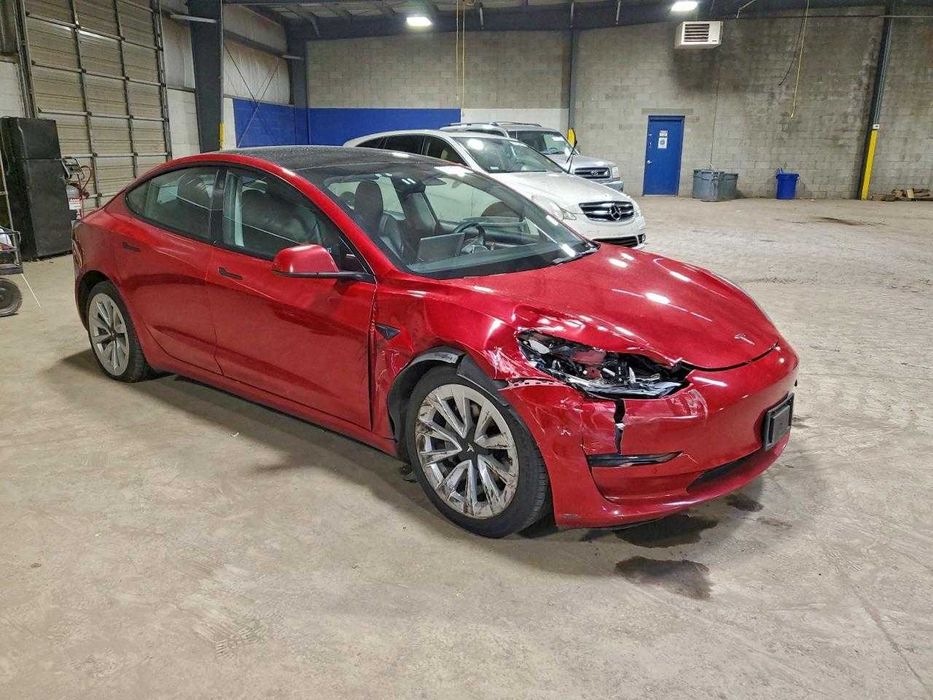 Продається в процесі доставки Tesla Model 3 2022 року