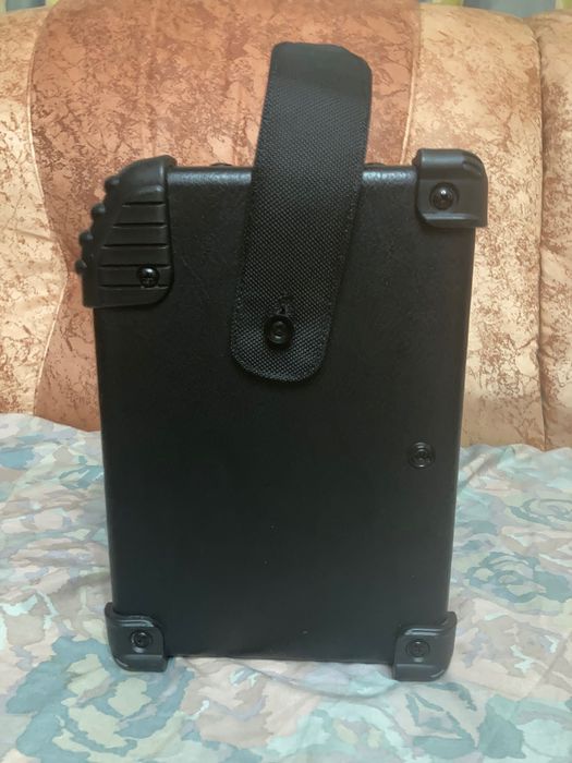 LINE 6 Micro Spider портативний комбопідсилювач з блоком живлення