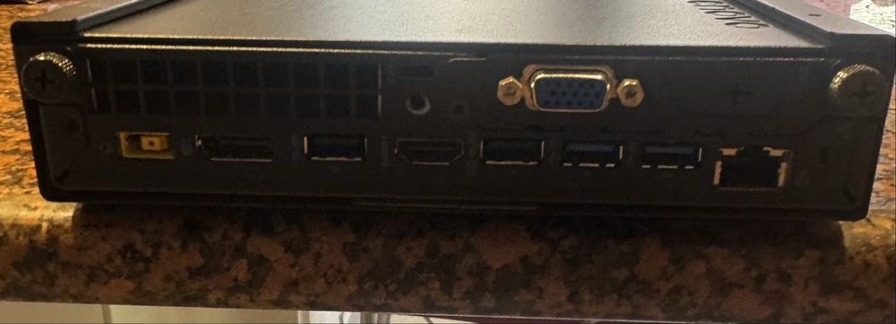 Lenovo ThinkCentre M70q Tiny – i3 | 8GB RAM | 256GB SSD
