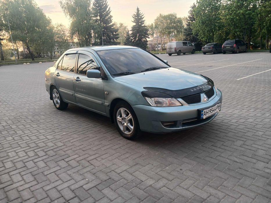 Продам Mitsubishi Lancer.