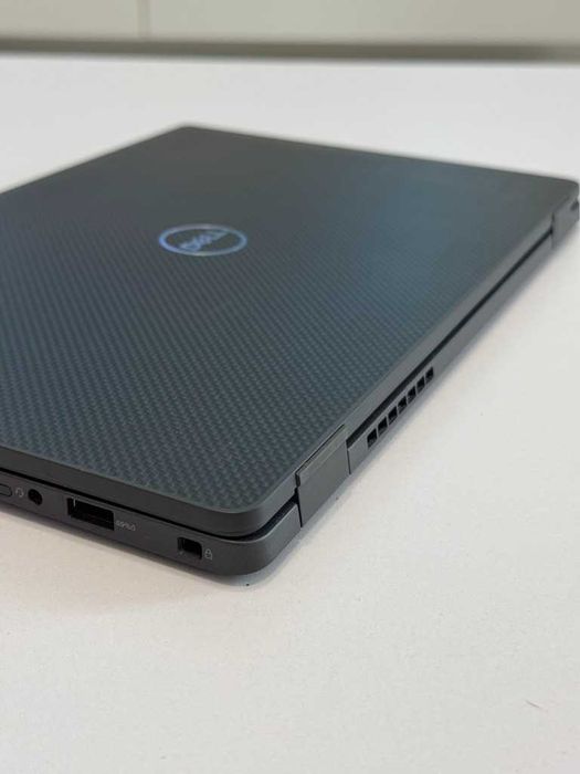 Dell Latitude 13" 7310 i5-10210U/16/512 Silver