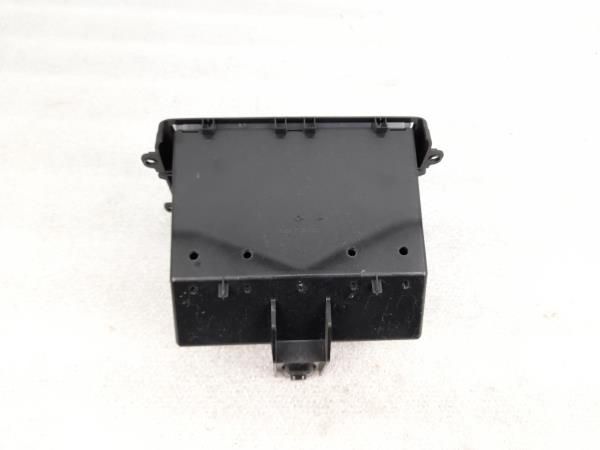 Moldura da consola central / rádio / aro VOLKSWAGEN Caddy III (2K, 2C)