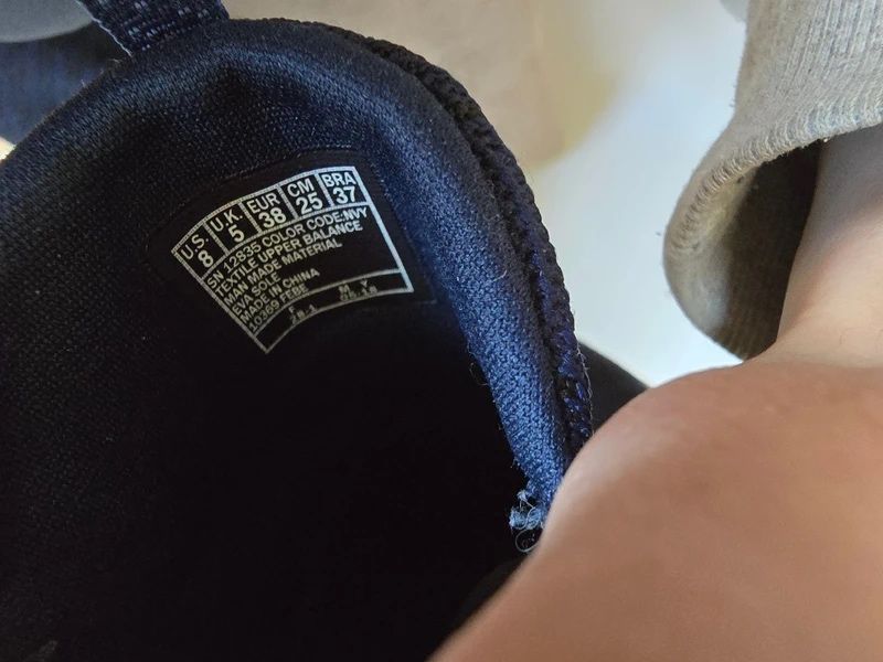 Buty Skechers rozm. 38 siatkowe oddychające sportowe