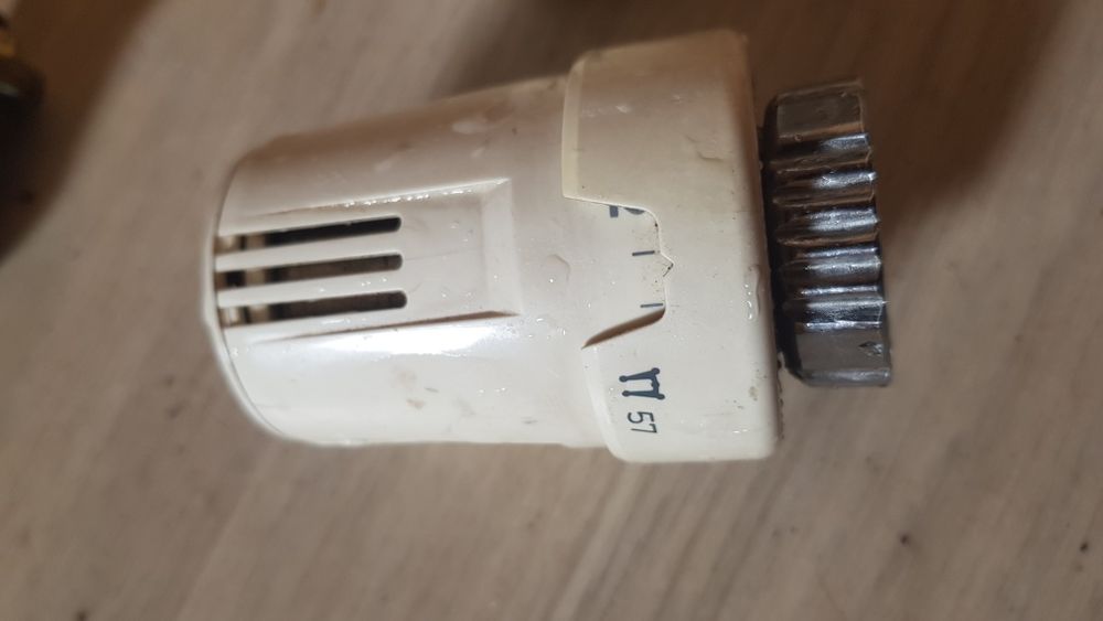 Термоголовка E.C.A. белая 1/2 3A035