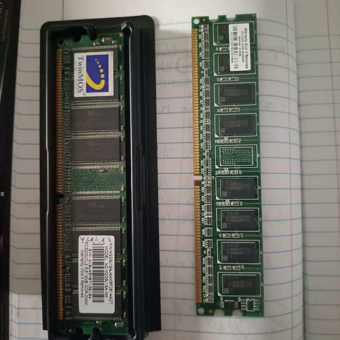Memória DDR 512MB