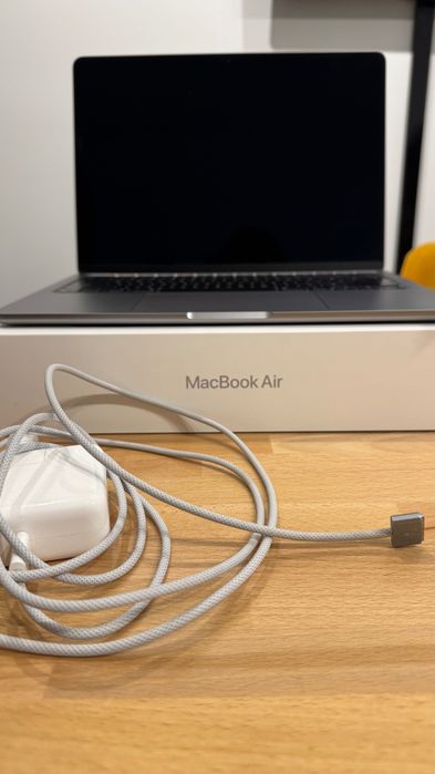 MacBook Air M2 8GB 256GB space grey