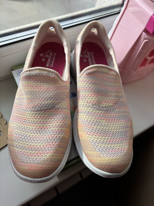 Кросівки сліпони Skechers скечерс 40 41 розмір 27 см