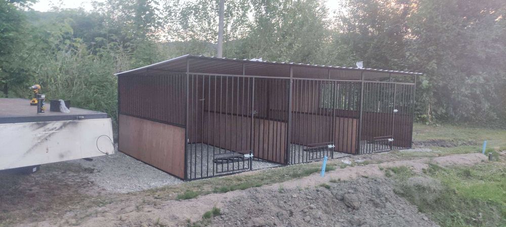 kojec dla psa , transport, montaż , budy, schowki drewniane