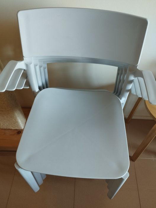 Quatro Cadeira de mesa de jantar .