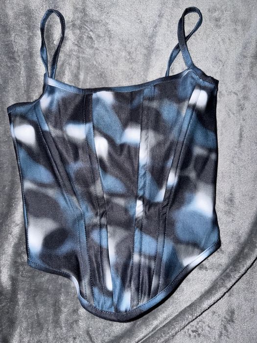 Gorset na cienkich ramiaczkach Prettylittlething  riz. 34