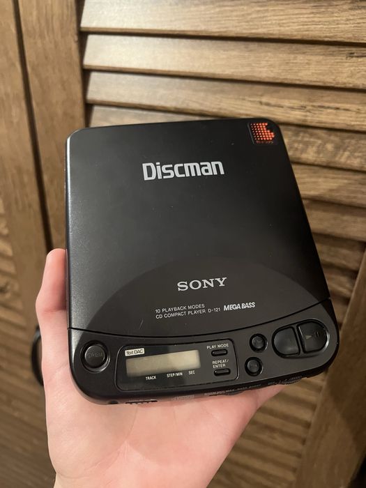 CD-плеєр Sony Discman D-121 + оригінальний БЖ (Гарний стан)