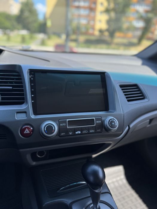 В продаже Honda Civic 2008 года 1.8