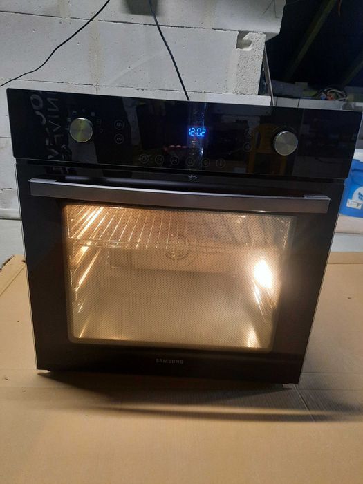 Piekarnik Samsung Dual-Cook BQ1D6G144