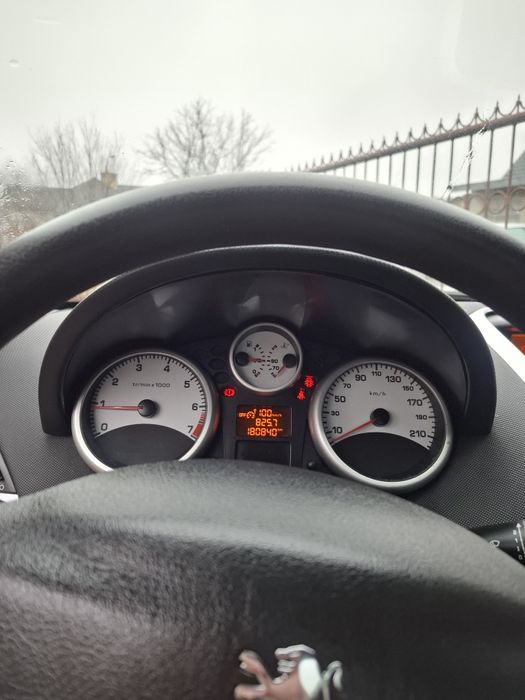 Peugeot 207 cc 1.6 vti 120km