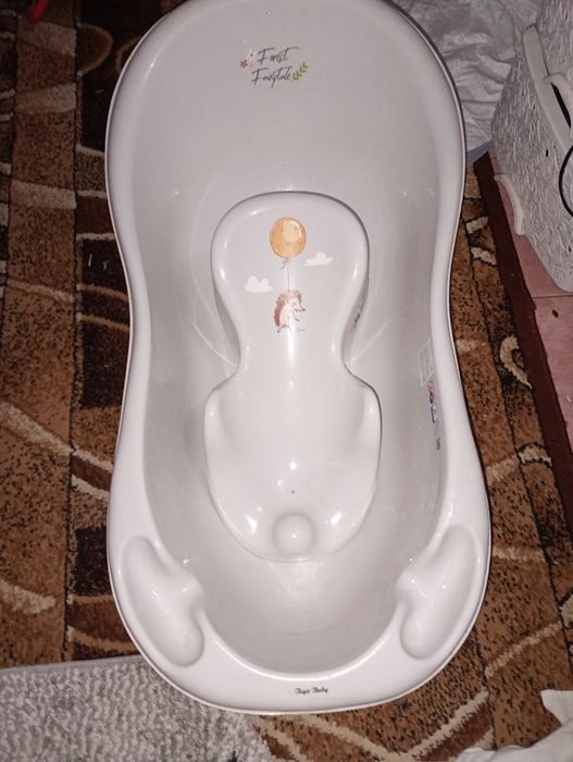 Ванночка для дитини