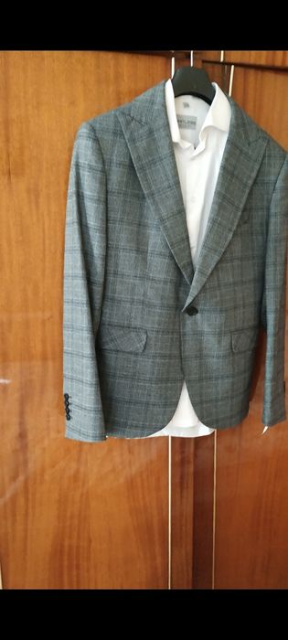 Продам випускний костюм+сорочка