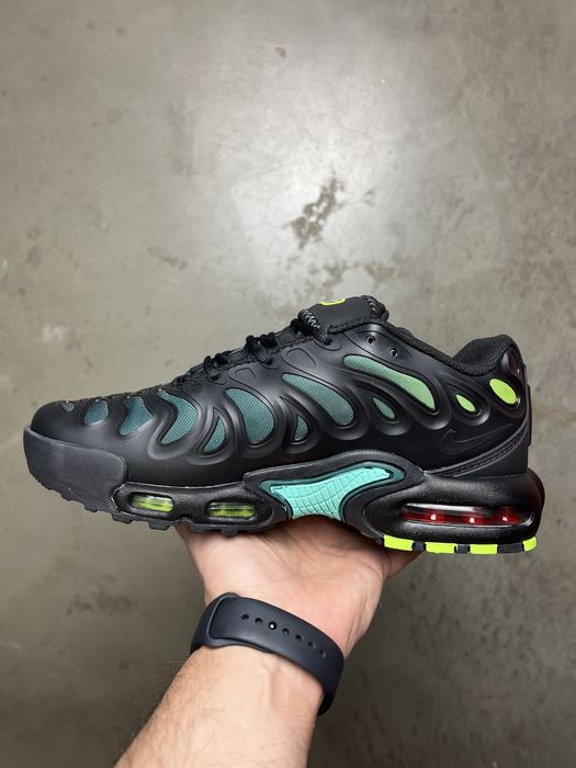 Кросівки чоловічі Nike Air Max Plus Drift Volt Black/Gray