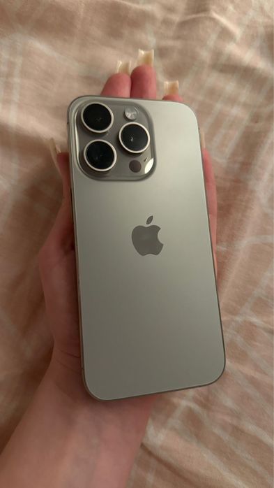 Продам iphone 15 pro