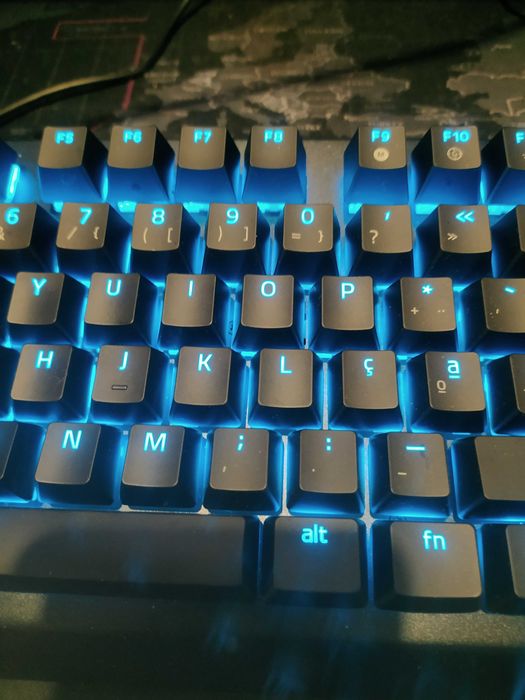 Teclado Razer v4 semi novo 90 negociável
