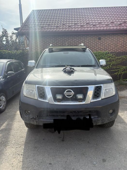 Nissan Navara D40