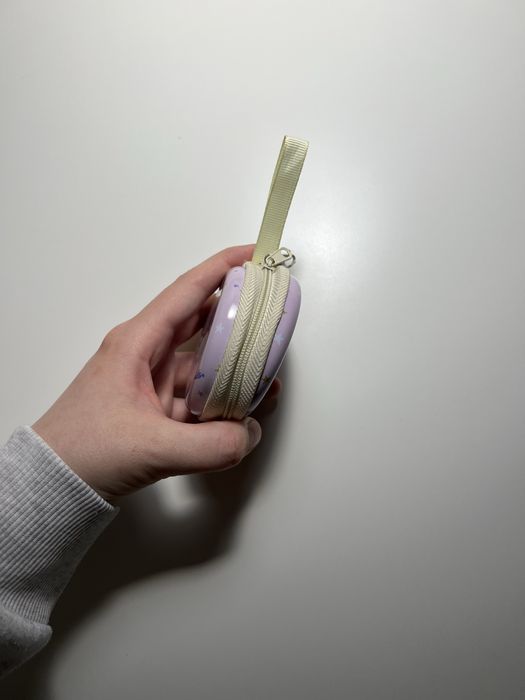 Круглий металевий чохол для навушників