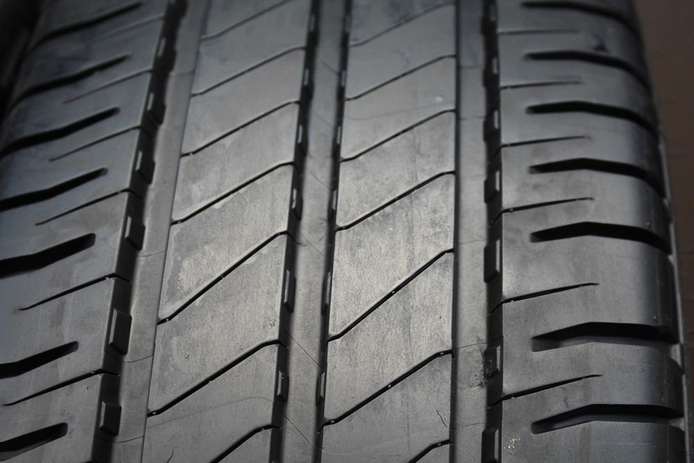 215 65 R16C Micheli Agilis 3