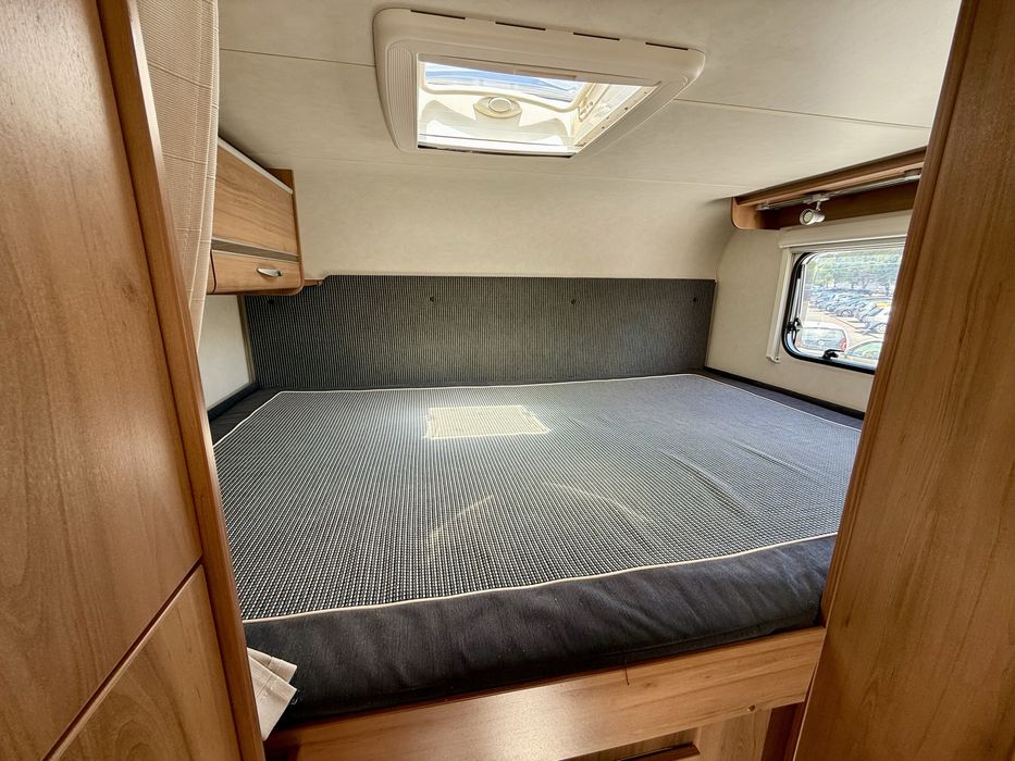 (Reservada)Autocaravana Ford perfilada Burstner Nexxo T620 com AC 2.2 TDCi  140cv ano 2009