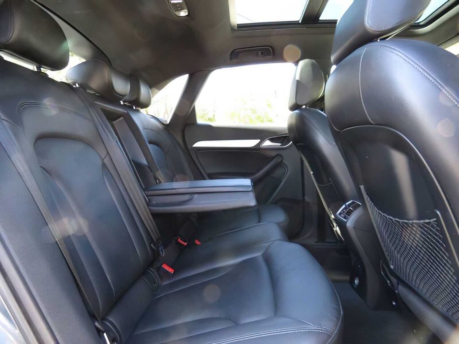 Audi Q3      2018