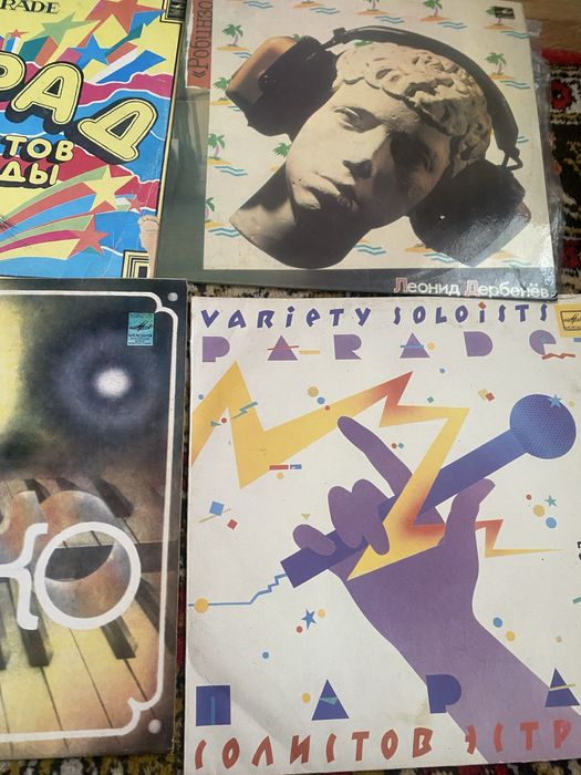 Виниловые пластинки: сборники зарубежных и советских исполнителкй