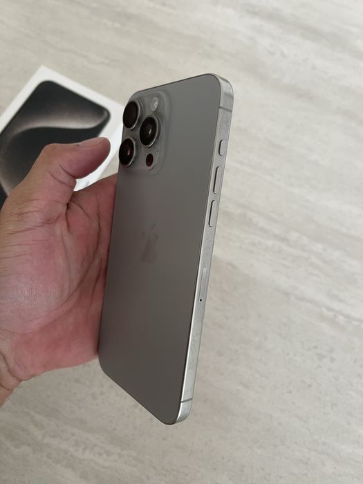 Iphone 15 pro max 256gb - Como Novo