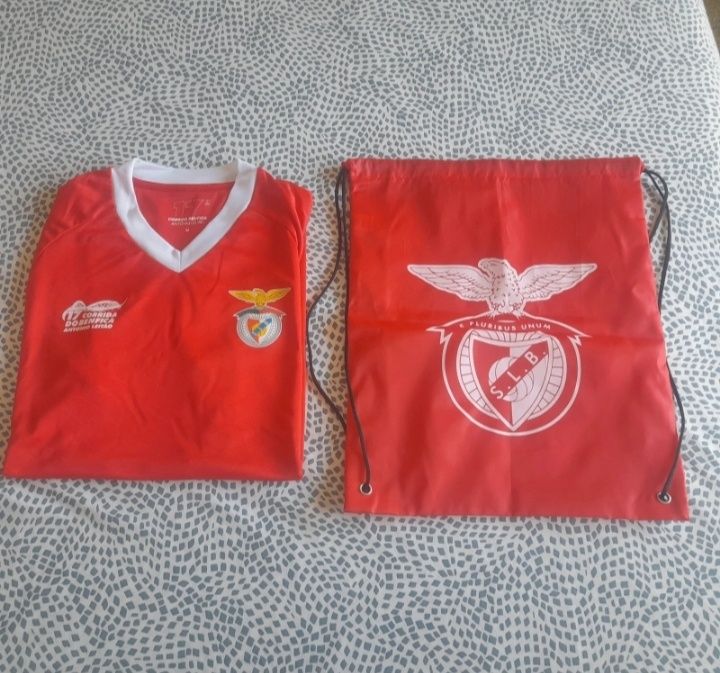 T-shirt e saco "corrida do Benfica"