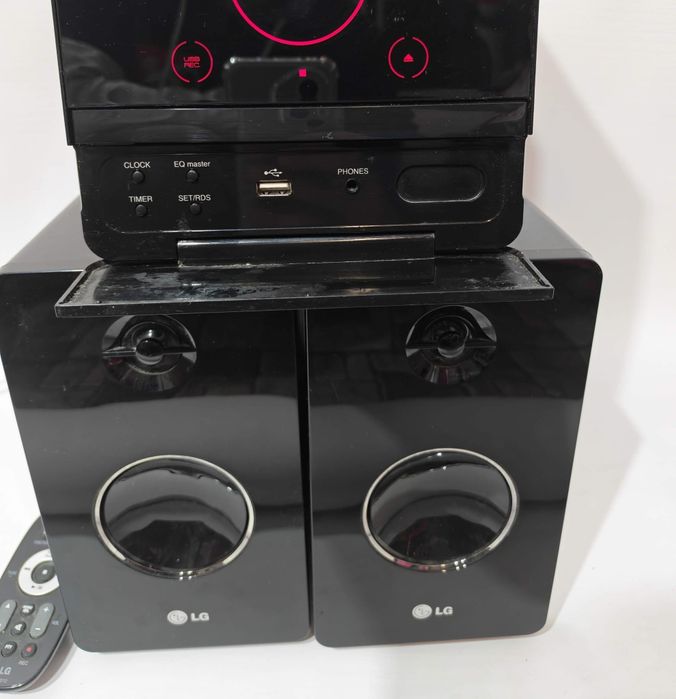 Mini wieża Hi-Fi LG FA64-D0U