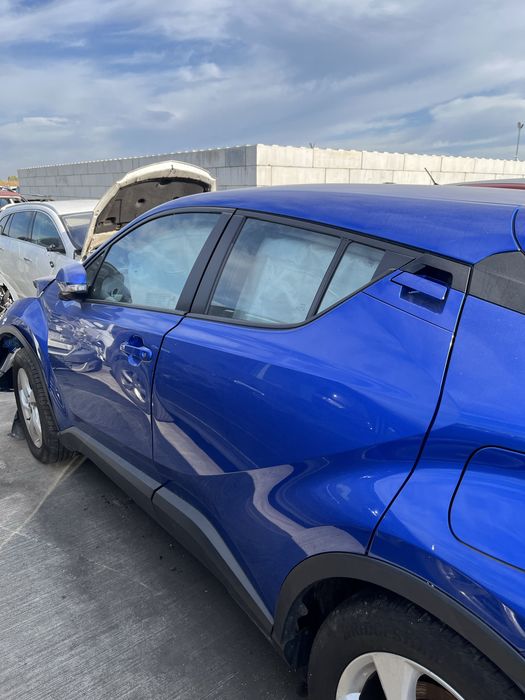 Toyota C-HR na części