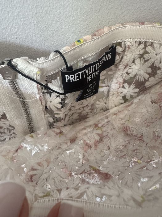 Gorset na festiwal PrettyLittleThing_38