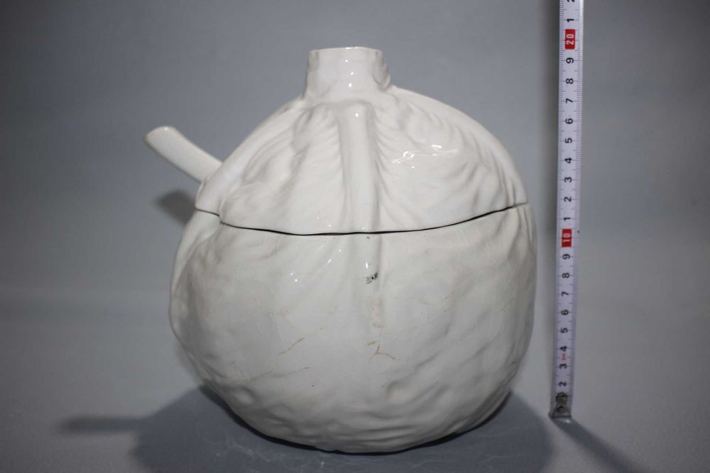 Terrina Couve repolho - c/ Concha - Loiça branca - Secla