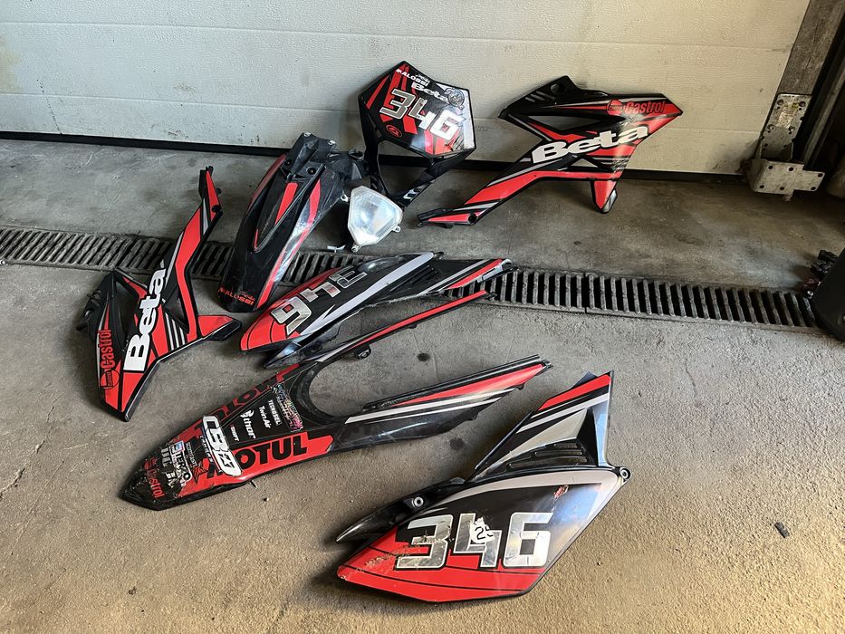 Owiewki beta rr 50 plastiki czasza lampa