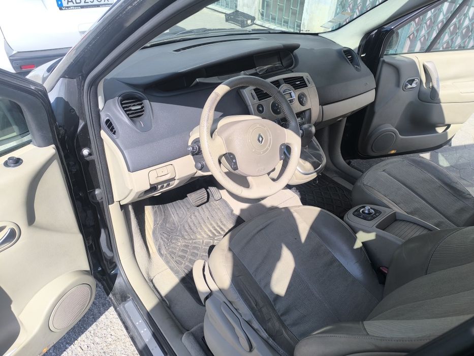Renault Scenic 7 lugares cx automática com teto de abrir + teto panorâmico