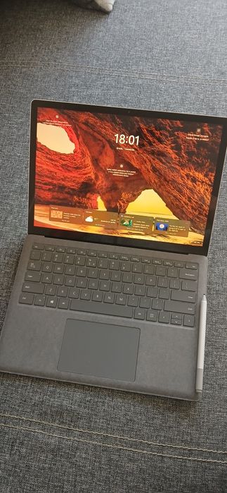 Laptop Surface 4 AMD Ryzen Dotyk Idealny 13.5 3K