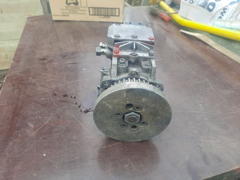 Продам тнвд Bosh VP44 (059 130 106К)