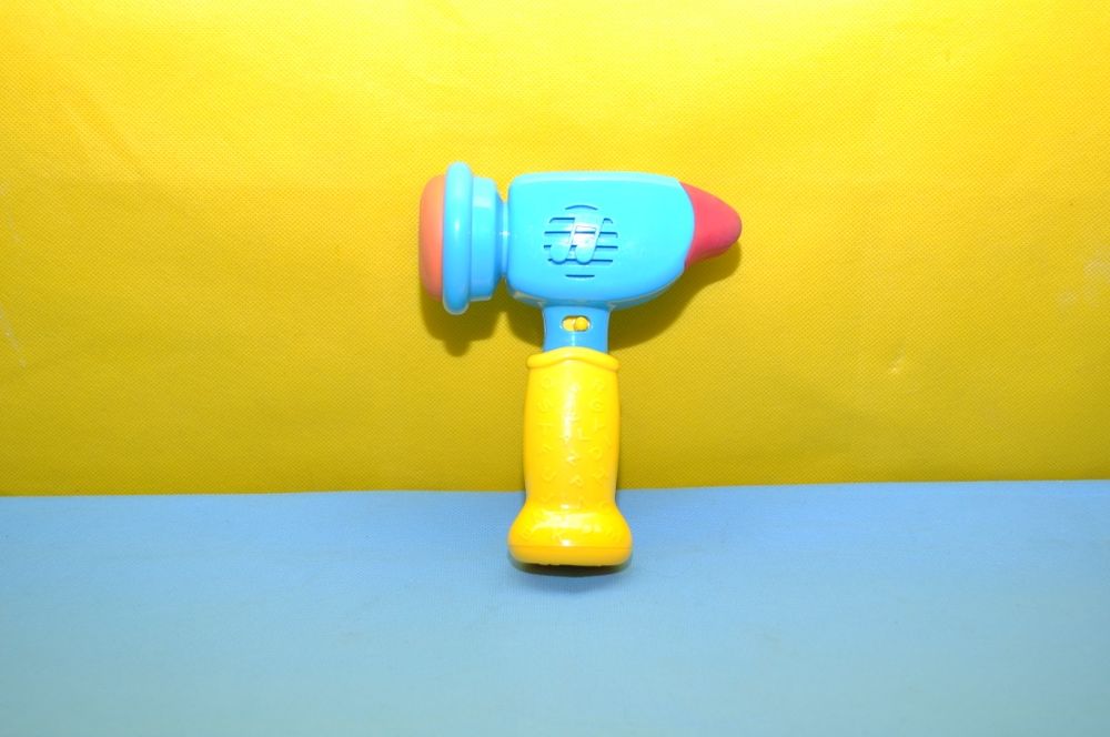 Іграшки музикальні і не тільки.