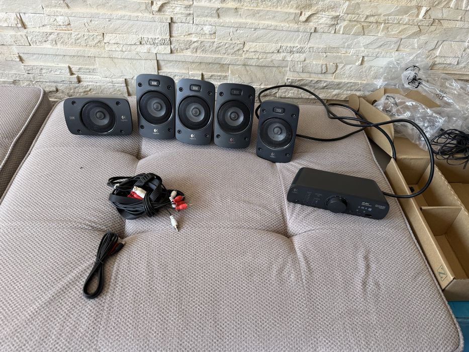 Logitech Z906 glosniki