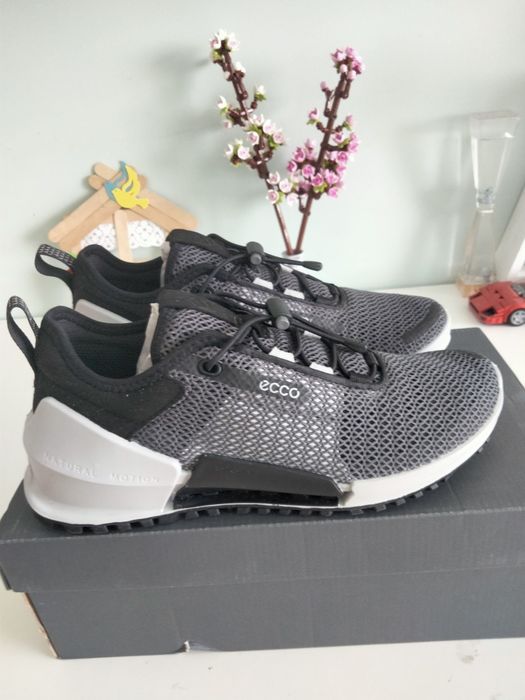 Кросівки Ecco . Жіночі  кросівки Ecco Biom 2.0.Нові