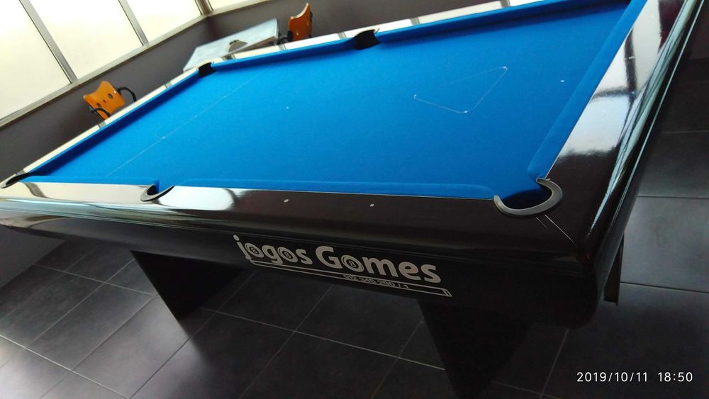 Bilhar de pool competição usado