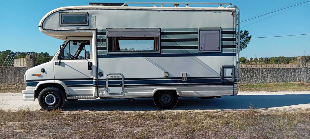 AUTOCARAVANA pronta a viajar sem problemas
