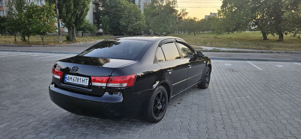 Hyundai Sonata NF 2008 2.0 дизель механіка