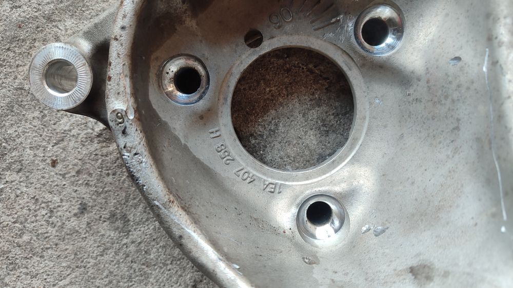 Цапфа ступиця ай ді 4 ID 4 цапфа ступица Volkswagen id 4 ай ди 4 ID 4